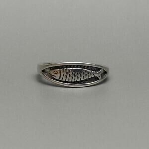 Vintage Silver Engraved Fish Ring – Adjustable Size, Unisex, Brand New